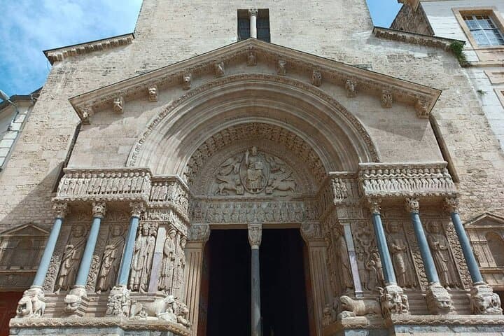 Private Arles, Les Baux de Provence and St Remy de Provence Tour