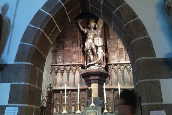 Private Tour to Mont Saint Michel with Tickets to Abbey