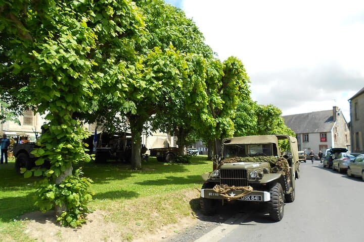 Private Tour American D-Day Airborne Experience
