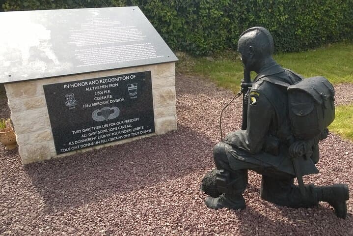 Private Tour American D-Day Airborne Experience