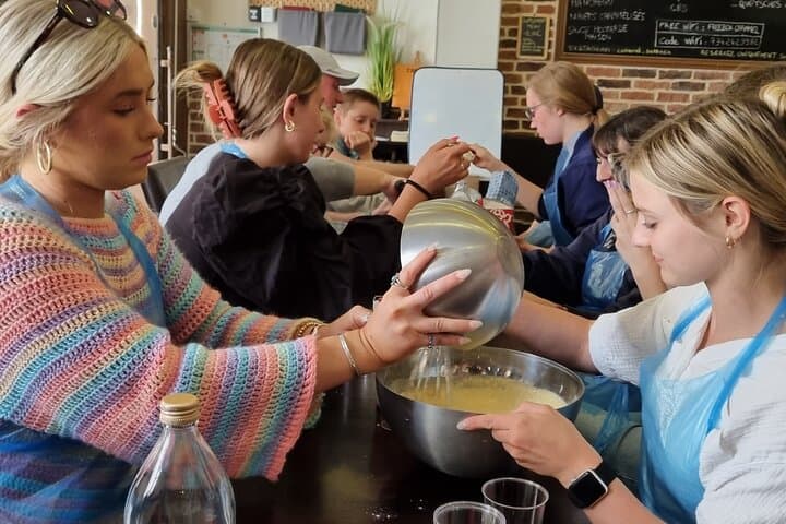 Private Galette & Crêpe Cooking Class + Host table diner