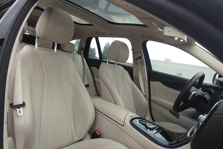 Private Transfer from Marseille city hotels to Toulon Cruise Port