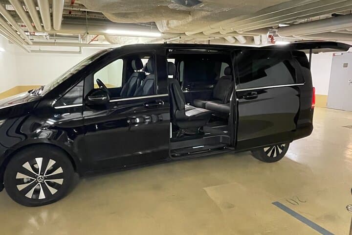 Transfer by luxury Mercedes from PARIS AIRPORT to => PARIS with Cab-Bel-Air