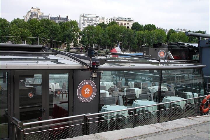 Paris Private Vintage Car Tour & River Cruise with CDG Transfers