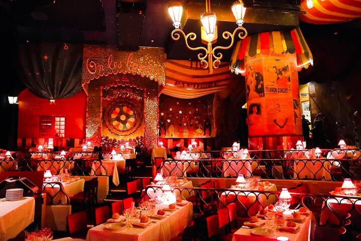 9-Hour Paris & Moulin Rouge Cabaret Experience with BVA Transfer