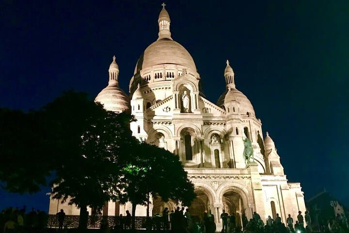 Private Chauffeur for Transfer from Paris to Bayeux or Caen
