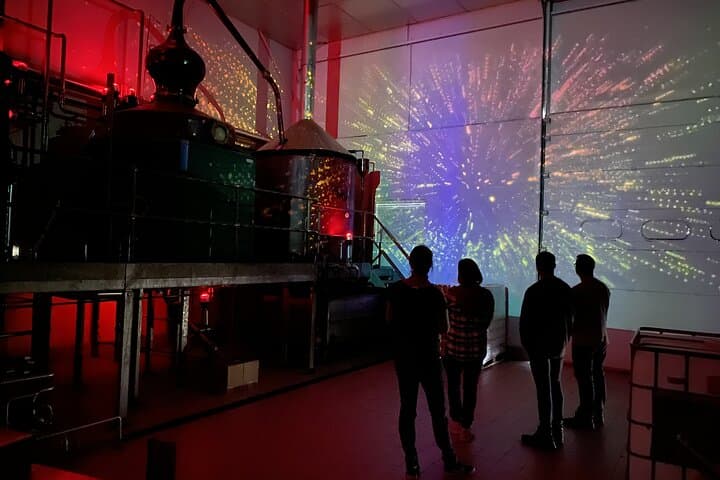 Sound and light in the still room