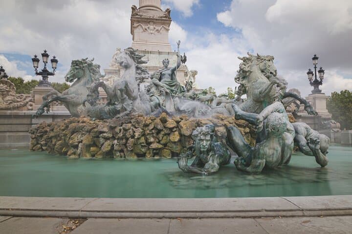 Bordeaux Private Custom Walking Tour With A Guide (Private Tour)
