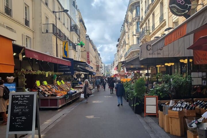 shopping in rue Delambre