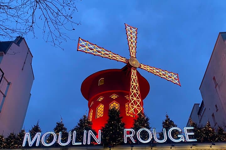 The famous Moulin Rouge, a must-see symbol of Montmartre