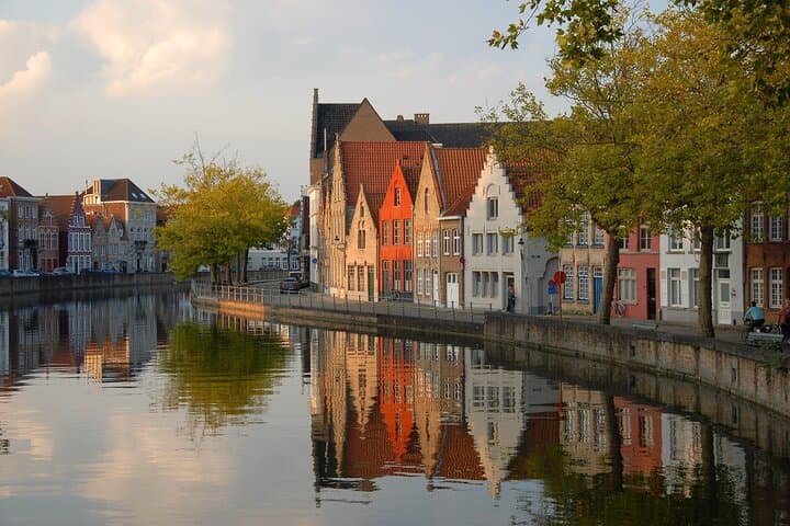Private day trip from Paris to Bruges, English speaking driver