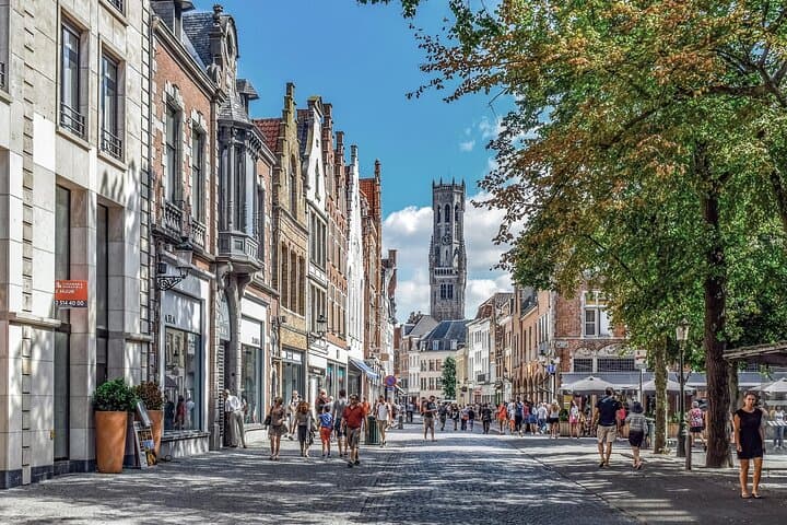 Private day trip from Paris to Bruges, English speaking driver