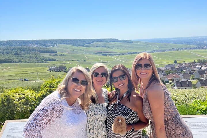 Champagne Private Guided Full-Day Trip Moët & Veuve Clicquot