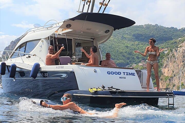 Aperitif, swimming, snorkeling, Seabob
