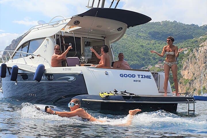Aperitif, swimming, snorkeling, Seabob
