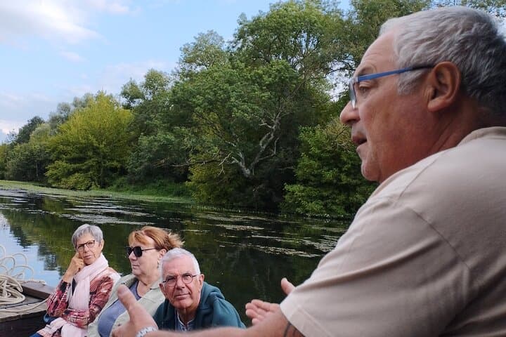 Gourmet Boat Trip at Sunset near Amboise 37