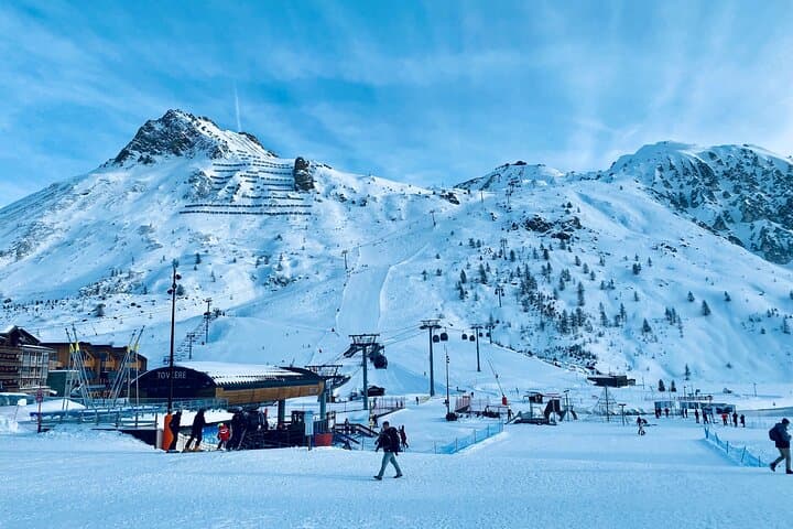 Val D' Isére or Tignes Airport Transfer to Geneva