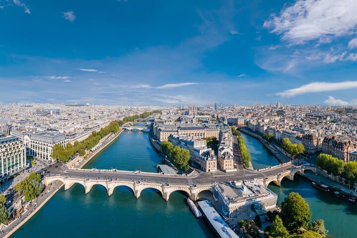 Paris Sainte-Chapelle and Conciergerie Private Tour