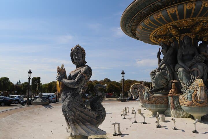 Paris Revolutionary Walking Tour: Iconic French Sights & Stories