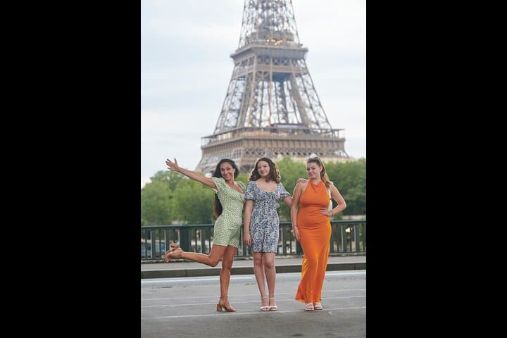 PARIS PHOTO - Joyful stroll for a Private Professional Shoot