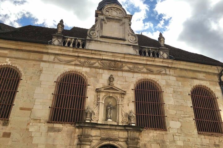 Beaune: A Self-Guided Audio Tour of Burgundy’s Wine Capital