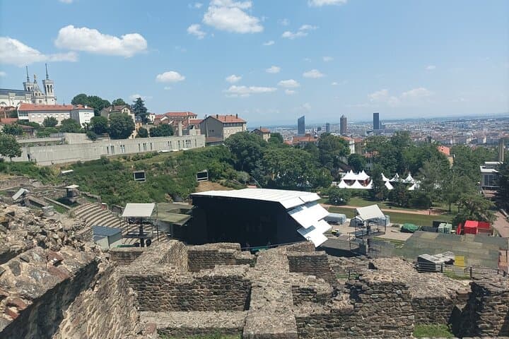 Private tour of Lyon on Fourvière hill - 2 hours