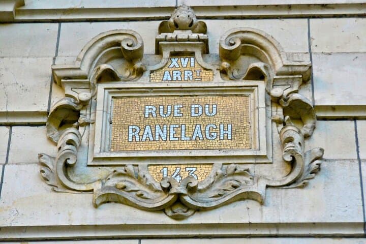 La Vie En Rose Movie Locations - Private Paris Tour w Local Guide