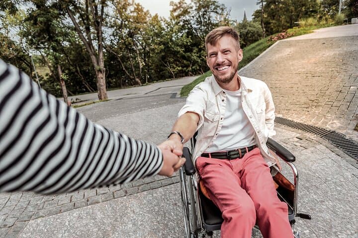 Private Wheelchair Accessible Paris Full-Day Tour with Car