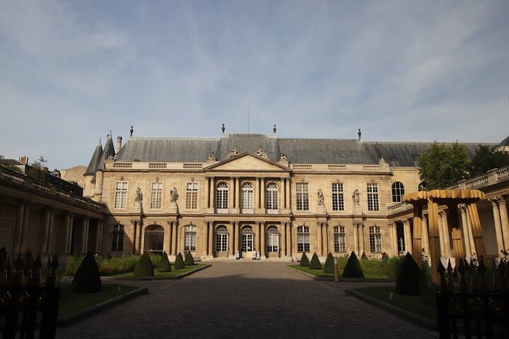 Marie Antoinette Filming Locations on Private Paris Tour