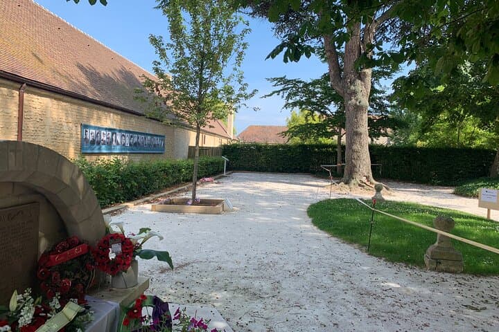 Private tour Canadian and Juno Beach landing from Bayeux