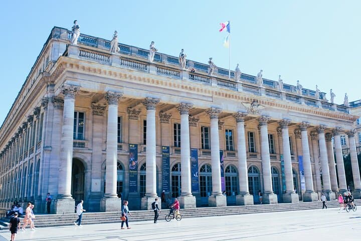 Private Tour Bordeaux The Essentials with a Local Guide
