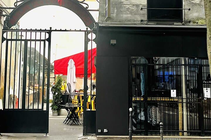 A Parisian Picnic: A Self-Guided Audio tour in the Marais