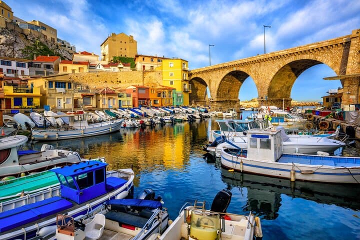 Full Day Private Guided Sightseeing City Tour in Marseille