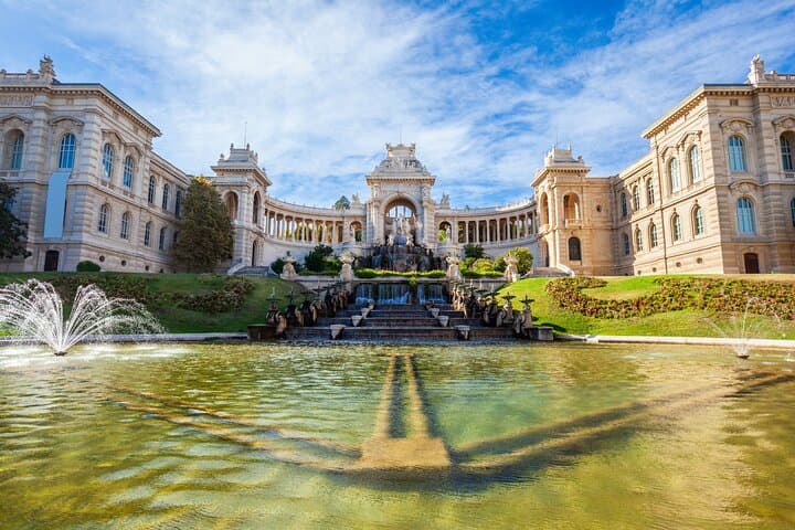 Full Day Private Guided Sightseeing City Tour in Marseille
