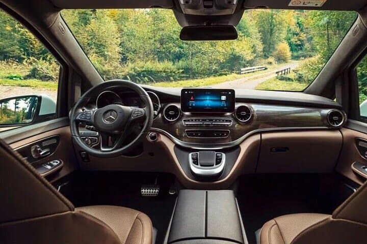 Private Transfer from Nice Airport NCE to Nice city by Luxury Van