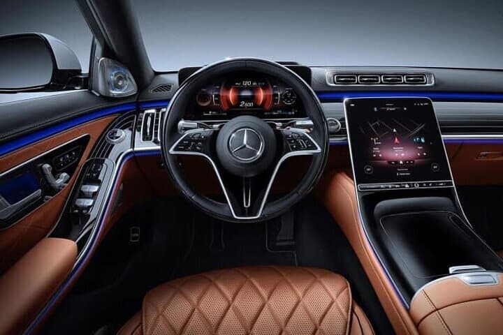 Arrival by Private Luxury Car from Paris ORY Airport to Paris