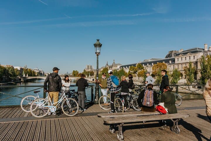 The Paris Monuments Tour