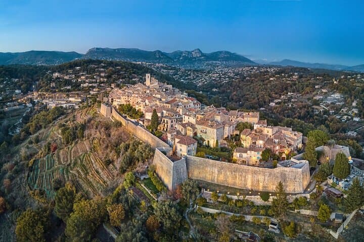 Full day Guided Tour: Cannes, Antibes, St Paul de Vence from Nice
