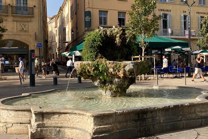 Historical visit/Treasure Hunt of Aix en Provence
