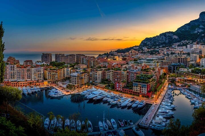 Monaco and Monte-Carlo by Night with Private Driver/Guide