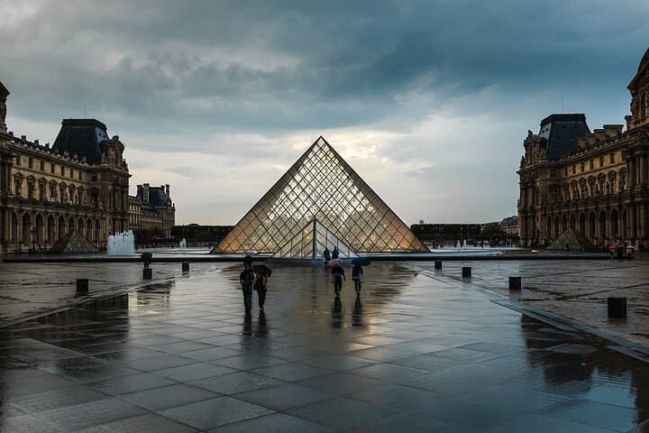Dutch Masters Private Walking Tour at the Louvre