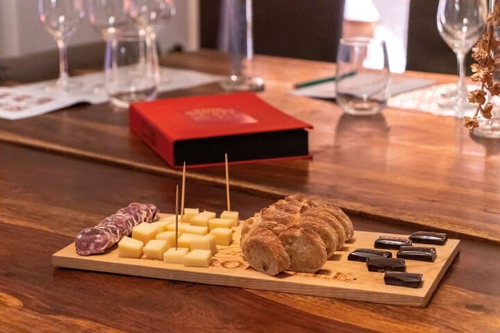 Bordeaux Super Saver Wine Tasting class and St Emilion region