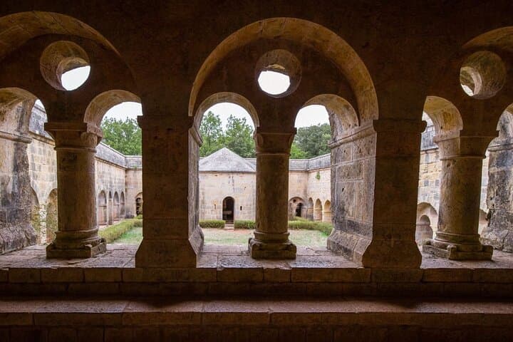 Churches of Provence and French Countryside Private Tour