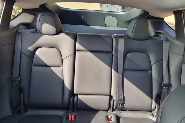 Private transfer by VAN or Electric Car to Marseille