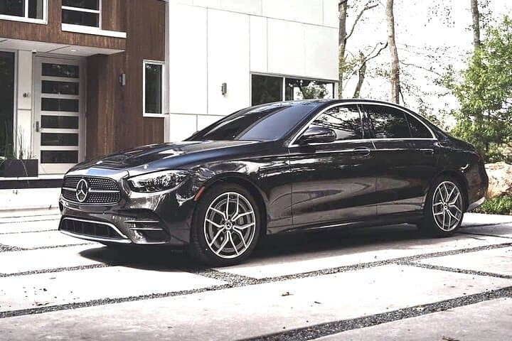 Airport Transfer: Paris City to Paris Airport CDG by Business Car