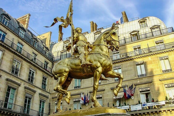 Paris Full Day 7 Iconic Sights Semi-Private Live Guided Tour