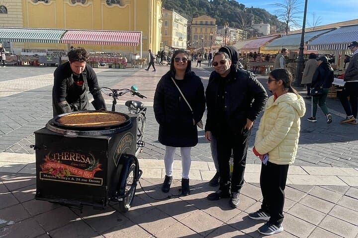 Private Tour of the Old Town and Castle Hill in Nice