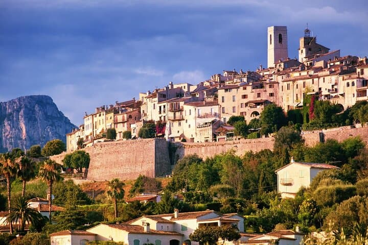 Villages Médiévaux,Grasse, Gourdon, Tourrettes sur Loup, St Paul