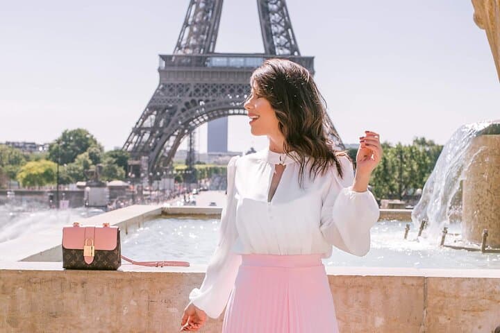 Paris Eiffel Tower Photoshoot Professional Photographer Private