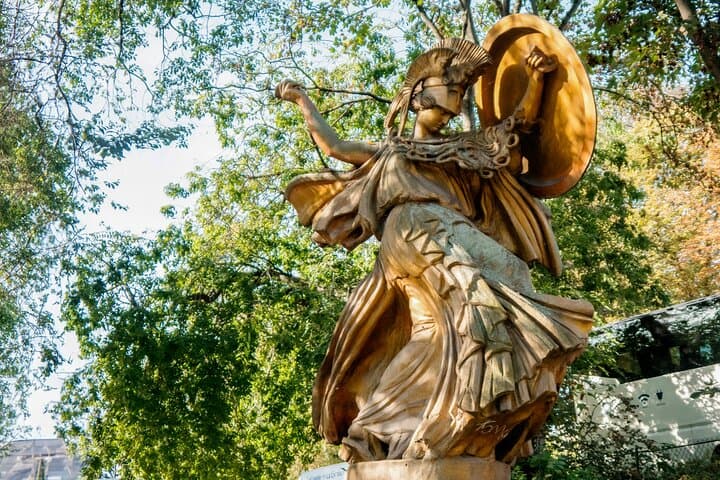 Paris Latin Quarter Private Walking Tour with an Historian